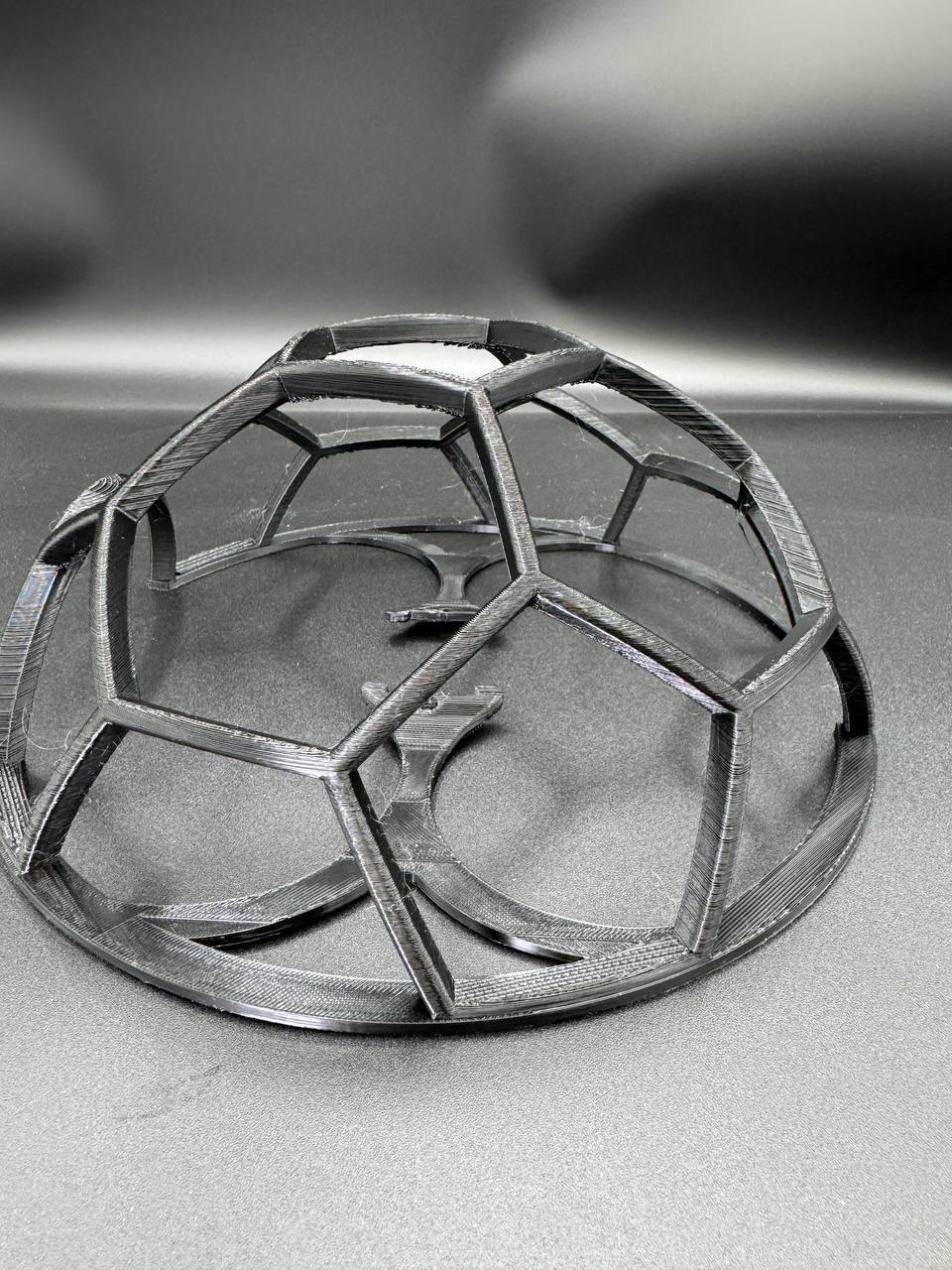 Roll cage hex lattice close-up